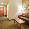 Отель Comfort Suites Fort Pierce I-95, фото 6