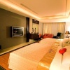Отель Chateau Motel & Spa - Qiaotou, фото 3