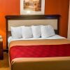 Отель Econo Lodge Inn & Suites Warren, фото 27