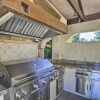 Отель Redding Getaway w/ Hot Tub & Outdoor Kitchen!, фото 9