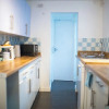 Отель Gorgeous 3-bedroom Cottage by the River in Reading, фото 21