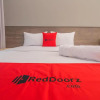 Отель RedDoorz near Taman Rejomulyo, фото 11