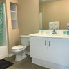 Отель Platinum Triangle Apartments, фото 13