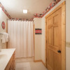 Отель The Bear Essentials 3 Bedrooms 3 Bathrooms Cabin, фото 8
