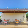 Отель Flophouze Shipping Container Hotel, фото 37