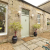 Отель Luxury refurbished Gamekeeper's cottage, 15 acres of woodland by Hadrian's Wall, фото 9