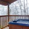 Отель Bearadise 1 Bedroom Home with Hot Tub, фото 13