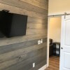 Отель Rivers Edge 1 Bedroom 1 Bathroom Cabin, фото 3