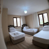 Отель Taurus Guest House, фото 1