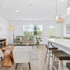 Отель Lovely Townhome Sleeps 8 Eve101, фото 8