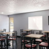 Отель Days Inn & Suites by Wyndham Green Bay WI., фото 15