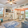 Отель Darling Cottage ~ 1 Mi to Lake Erie Beach!, фото 12