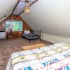 Отель Finch Chalet 1010 by RedAwning, фото 20