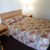 Отель E-Z 8 Motel Newark, фото 3