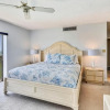 Отель Land's End 401 Building 10 Corner Unit, Beachfront Condo!, фото 5