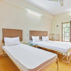 Отель SPOT ON 48335 Hotel Kuber Lodge, фото 2