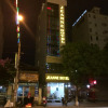 Отель Jeanne Hotel, фото 1