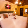 Отель Hummingbird Suites Master King Room 3-2, фото 7