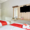 Отель RedDoorz near Sindu Kusuma Edupark 2, фото 20