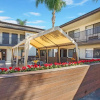 Отель Stanford Inn & Suites Anaheim, фото 23