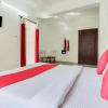 Отель OYO 14560 Hotel Diamond Inn, фото 14