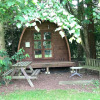 Отель Woodland Camping pod With use of Campsite Bathroom, фото 1
