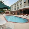 Отель Holiday Inn Express Hotel & Suites Orange, an IHG Hotel, фото 33