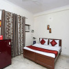 Отель Oyo 14471 Green Valley Rooma, фото 4