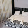 Отель Central Guest Rooms, фото 6