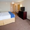 Отель Holiday Inn Express Hotel & Suites Shelbyville Indianapolis, an IHG Hotel, фото 4