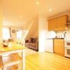 Отель Fantastic 2-bed House in Hull. Garden, Sky tv, фото 3