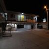 Отель Artesia Motor Inn, фото 1