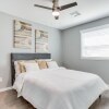 Отель Edmond Home Near Colleges, Lakes, & Shopping!, фото 3