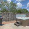 Отель New! Luxury Casita W/hot-tub&firepit&countryviews, фото 15