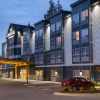 Отель Microtel Inn & Suites by Wyndham Ladysmith Oyster Bay в Норт-Ойстер