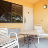 Отель OYO Waterfront Hotel - Cape Coral/Fort Myers, FL, фото 16