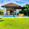 Отель Ileverde 03 - Sun loungers Bungalow, фото 1