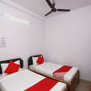 Отель OYO Flagship 30922 Hotel Aditya Inn, фото 7