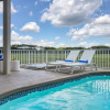 Отель Beachwalk by Avantstay Hilton Head Oasis Steps From Singleton Beach, фото 28