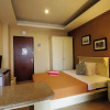 Отель Kebagusan City Apartment By Dina Rooms, фото 6