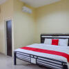 Отель RedDoorz @ Jalan Bali Cilacap, фото 22