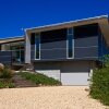 Отель Cloudy Bay Beach House в Южный Бруни