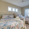 Отель Lakefront Carolina Beach Townhome w/ 3 Balconies!, фото 11