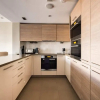 Отель The Doulton Escape - Modern 2bdr With Balcony, фото 7