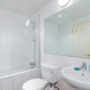 Отель Charming 2 Bed Home In West Kensington Fits 4, фото 8
