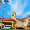 Отель La Quinta Inn & Suites by Wyndham Tucson Airport, фото 16