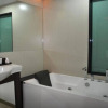 Отель Palms @ Sukhumvit Executive Suite, фото 8