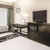 Отель La Quinta Inn And Suites San Antonio The Dominion, фото 3