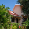 Отель The Bungalows Light House, Goa by Leisure Hotels в Кандолиме
