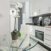 Отель Vime- 2 bed apartment next to beach, фото 15